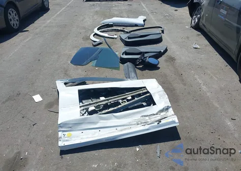 2025 Ford Mustang Mach-E Premium z USA, uszkodzony, nr VIN 3FMTK3SU1SMA02439